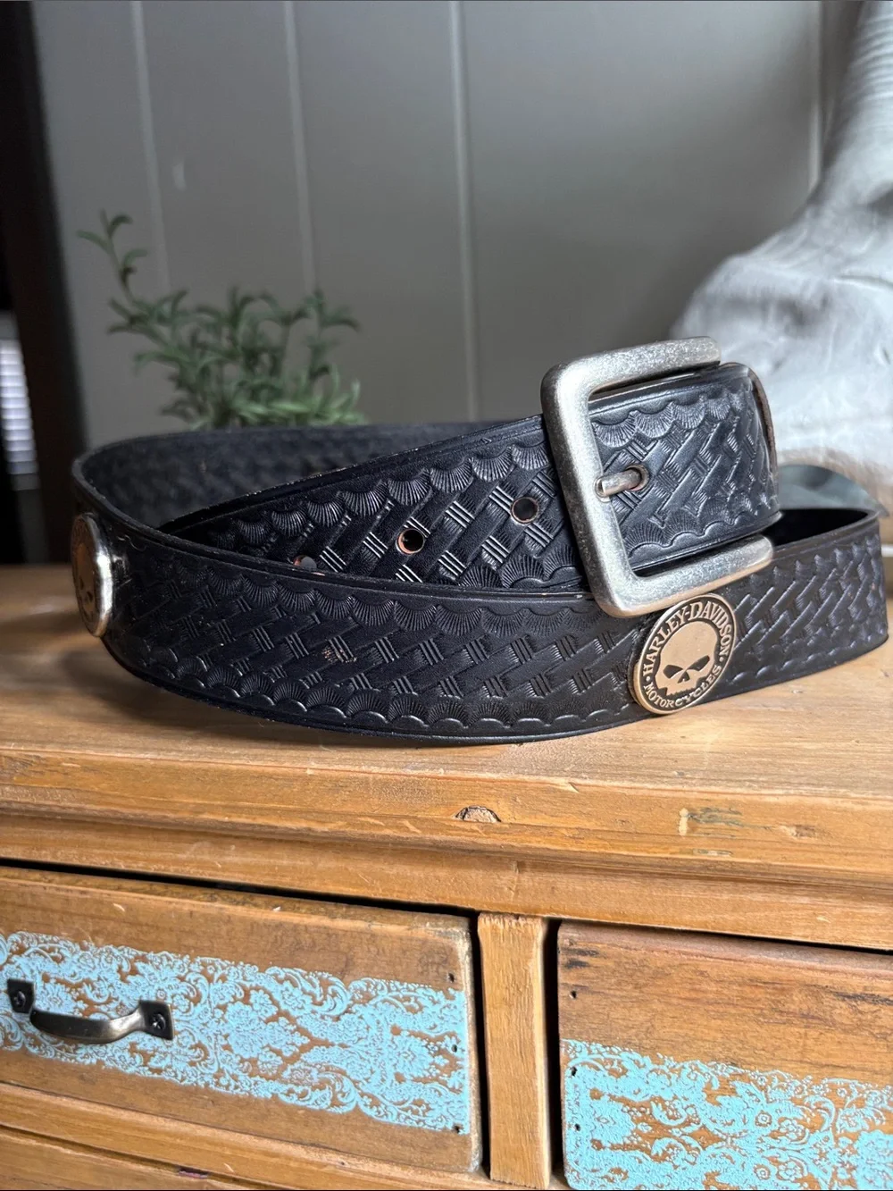 Harley-Davidson Black Leather Belt with Skull Medallion